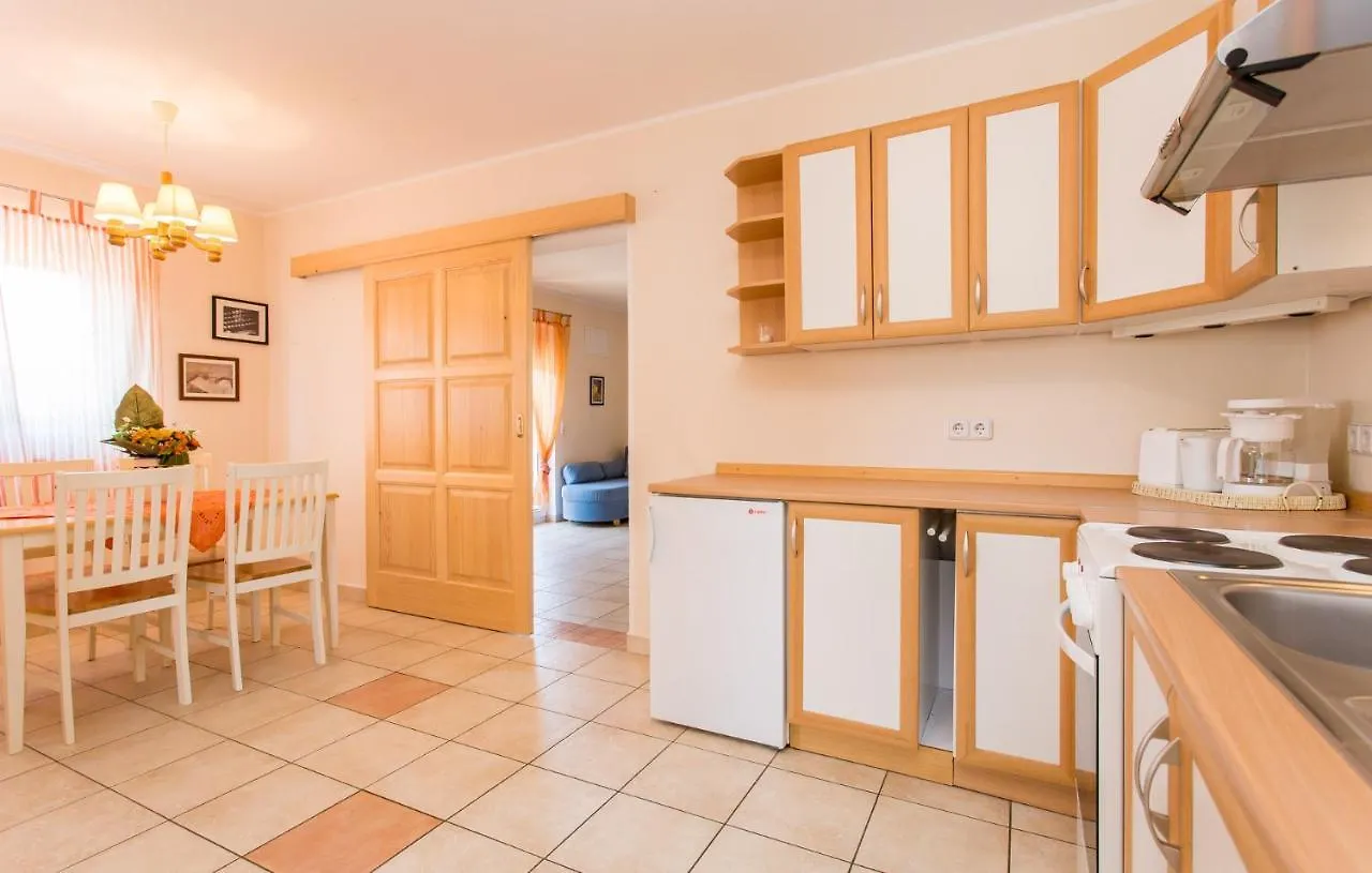 Apartment Apartmani Andreas Silo  Croatia
