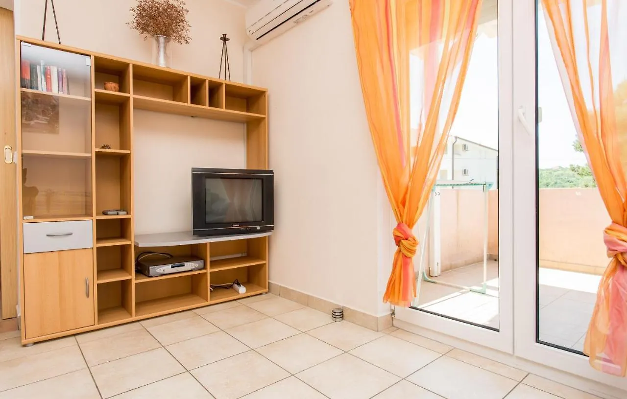 Apartment Apartmani Andreas Silo  Croatia