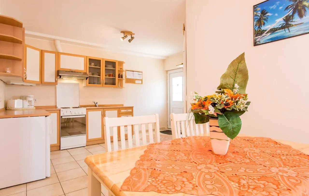 Apartment Apartmani Andreas Silo