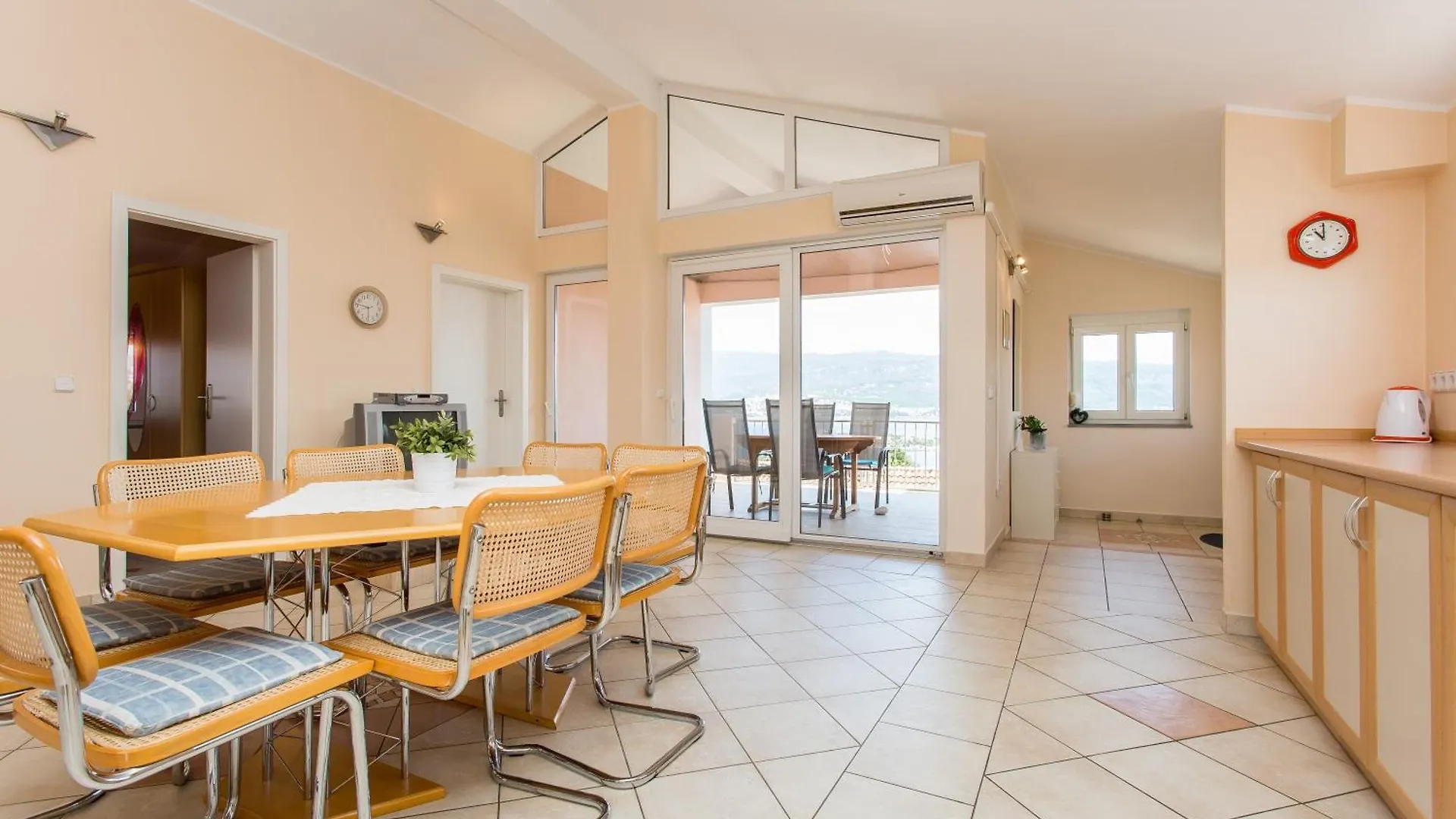 Apartmani Andreas Silo  0*, Silo (Krk) Croatia